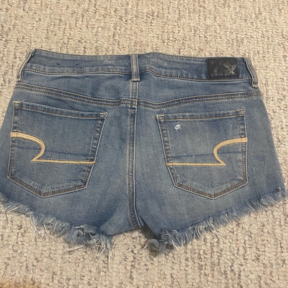 American eagle denim short shorts size 4 - Picture 3 of 3